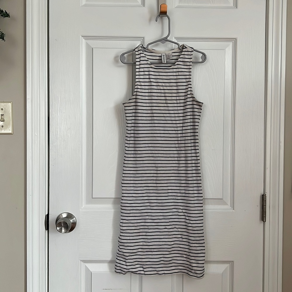 Xs black and white striped body con dress.